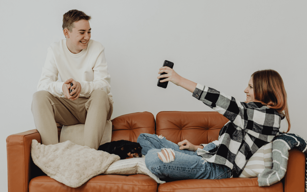 What Social Listening Tactics Help Identify Customer Pain Points?